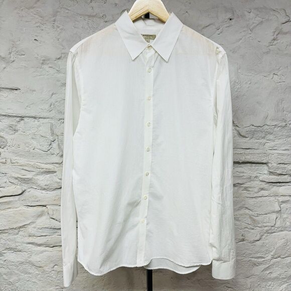 Burberry Men’s Slim Fit White Button Up Shirt Men’s Large Thin Lightweight - Picture 1 of 9
